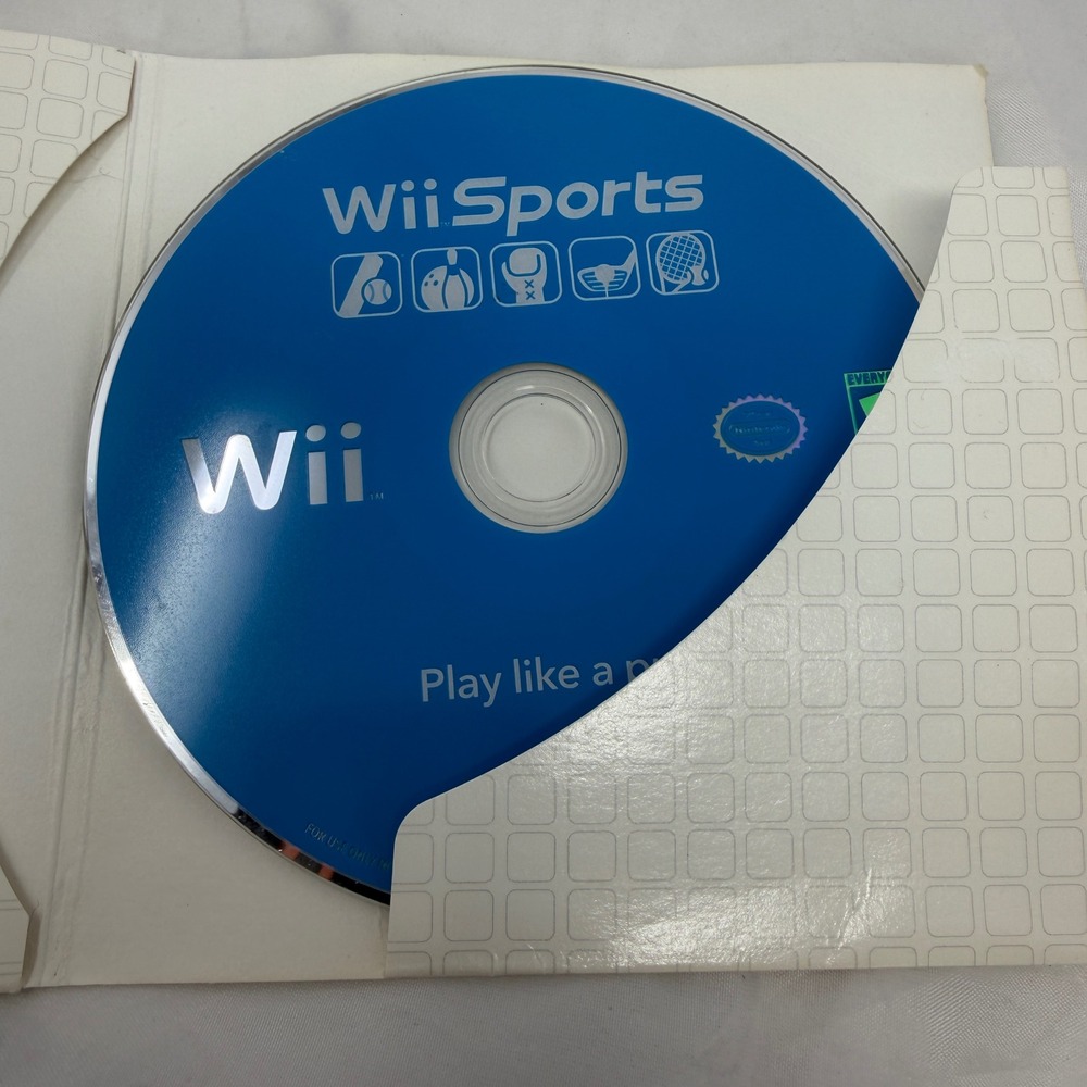 Nintendo Wii Sports Video Game Disc with Original Cardboard Sleeve RVL-RSPE-USA